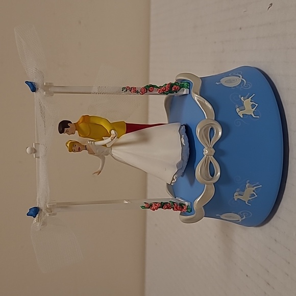 Hallmark Wedding Day Dance Keepsake Ornament - Picture 11 of 17